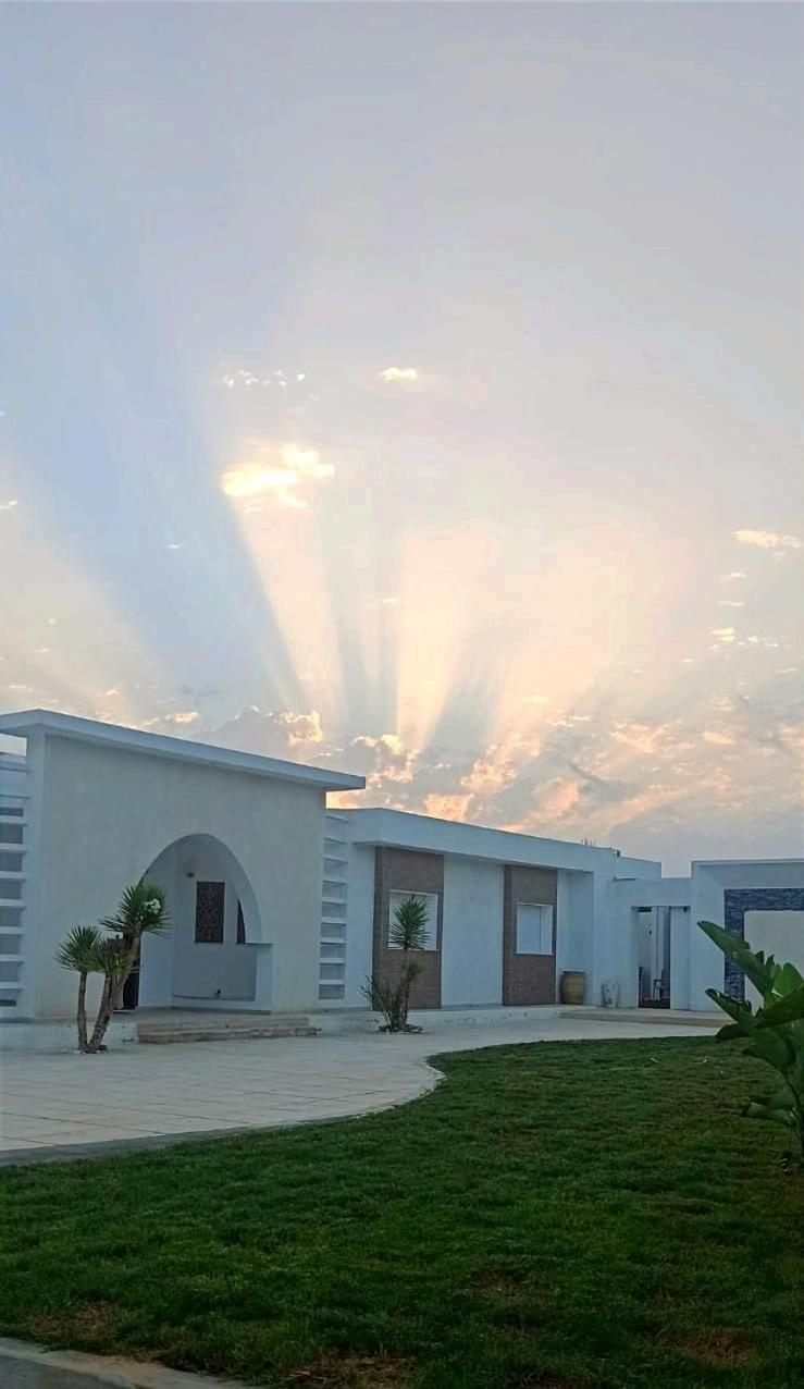 Vill La Reine Jerba Avec Piscine El Guecheine Exterior foto